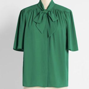 Modcloth 💚 Tie-Neck Blouse